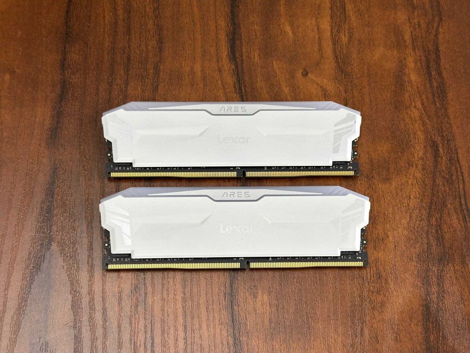 Lexar ARES White RGB DDR4 32GB 2x16 4000MHz CL18