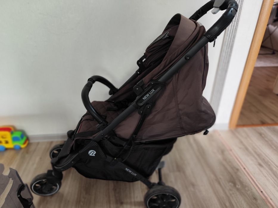 Продам коляску, прогулочная