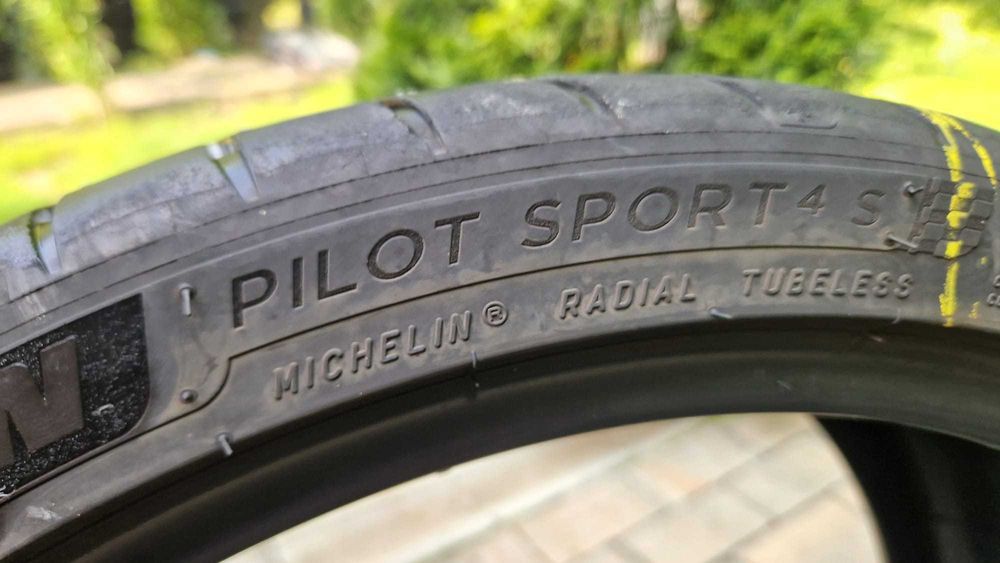 anvelope vara 235 35 ZR 19 Michelin