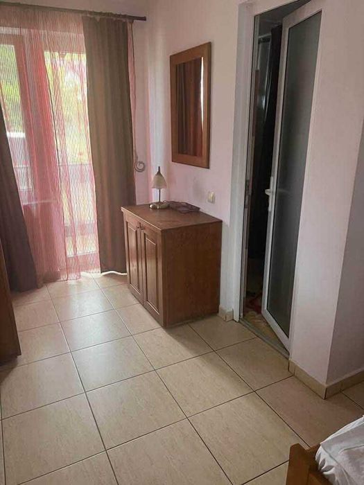 Cazare Muncitori — Camere cu Baie, Bucătărie, Terasă