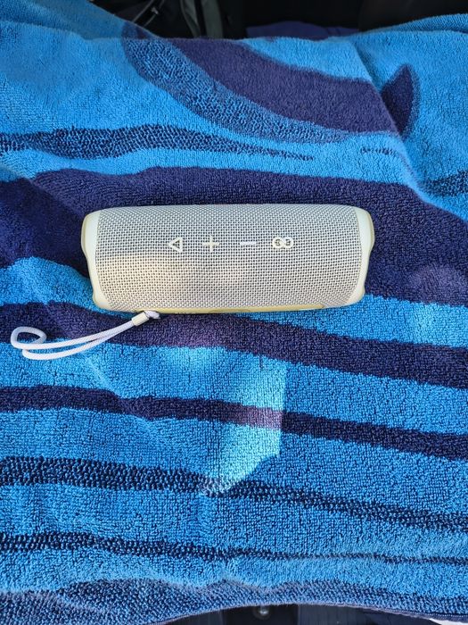 Блутут тонколонка JBL Flip 6