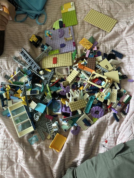 Продается конструктор lego 2,5 кг
