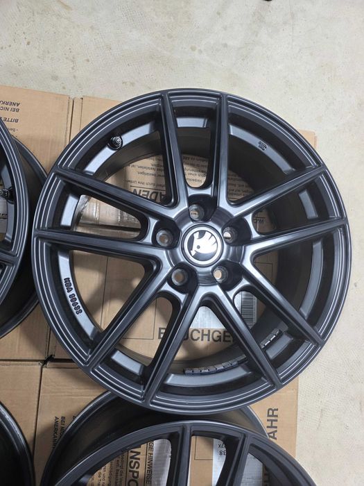 F Jante 17 VW Passat B7 B8 T-roc VW Golf 6,7,8 Skoda Karok Octavia