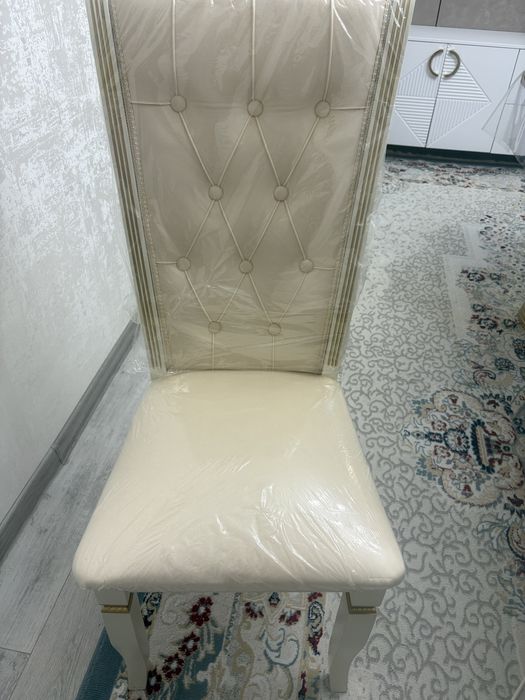 Стол стуля 4 штук
