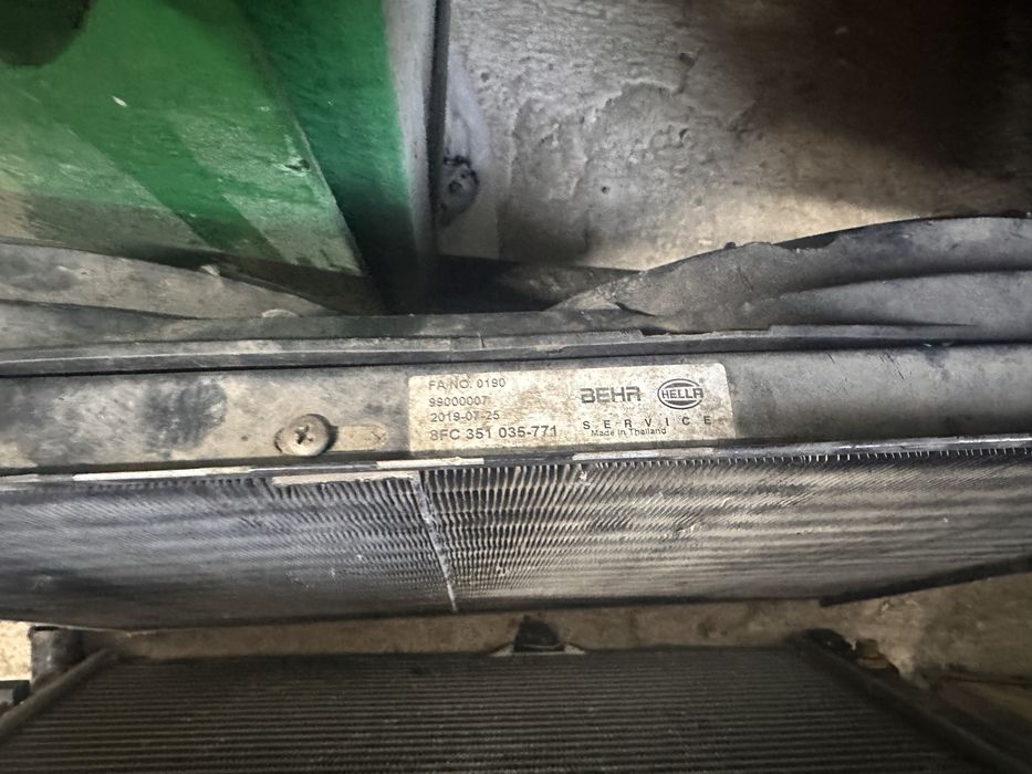 Вентилятор с радиатором кондера мерс 124