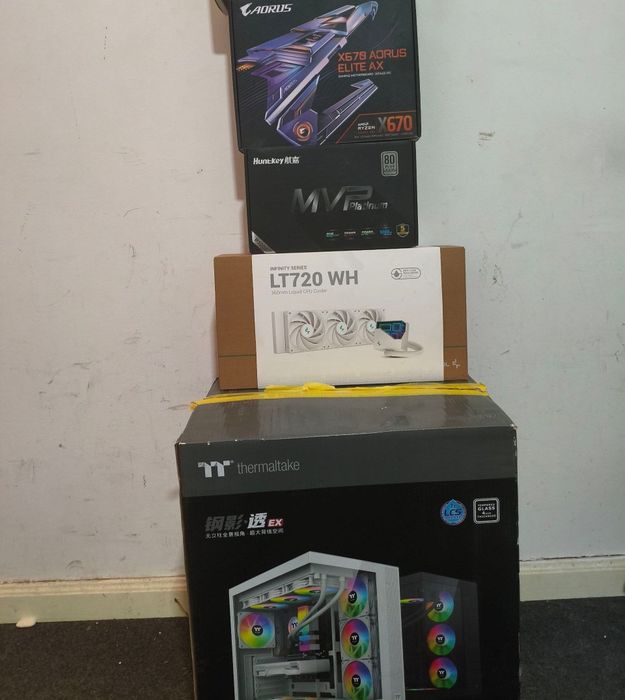 Ryzen 9 7950x, X670 gigabyte aorus , case+ водянка