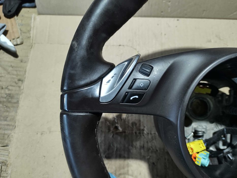 Кожен Волан за Porsche Cayenne 3.0D 92A/2012г