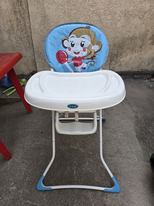 Детское кресло. Для кормления.