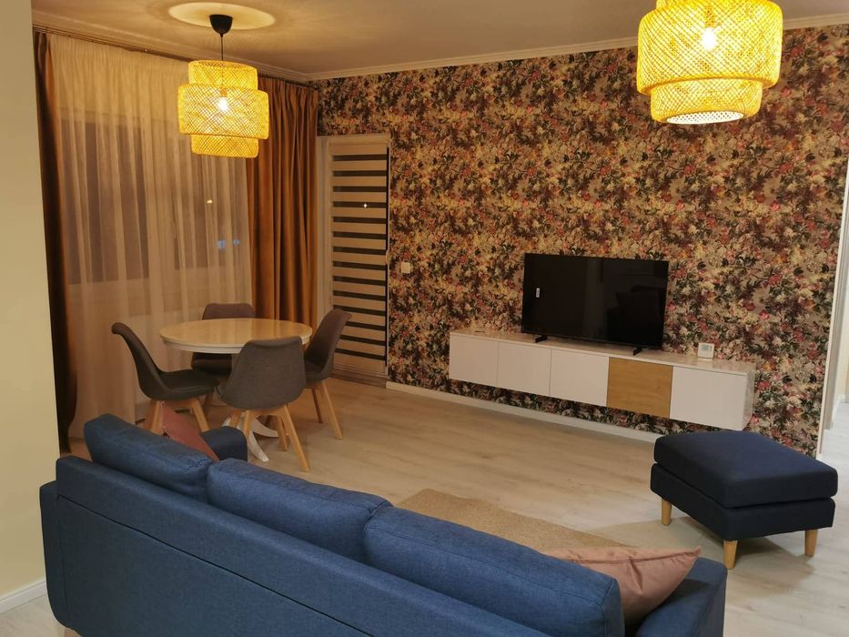 Închiriez apartament 2 camere Floresti