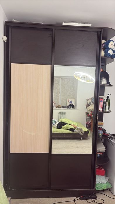 Продам шкаф отличном состояние торг есть)