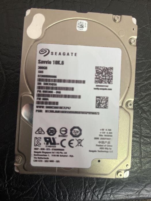 Продам жесткий диск  серверный