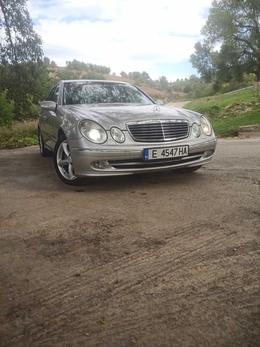 Мерцедес Е 270 2003 г.