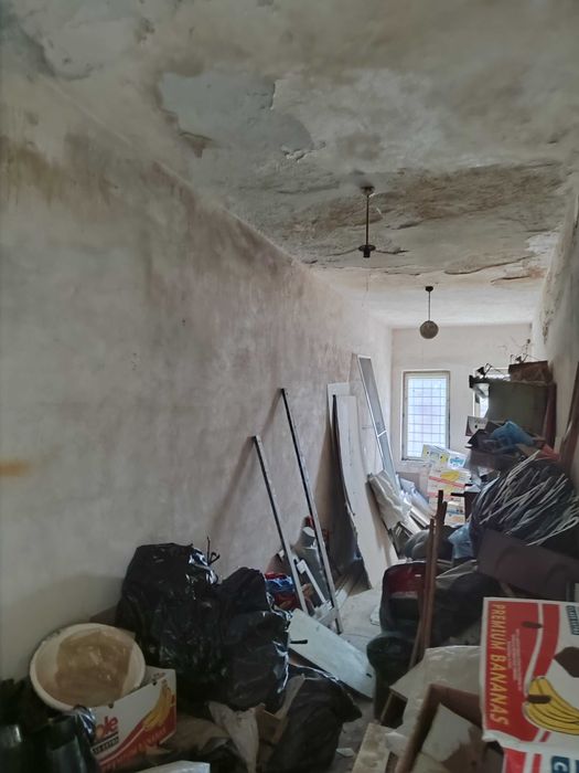 Продава се етаж от сграда в Спасово