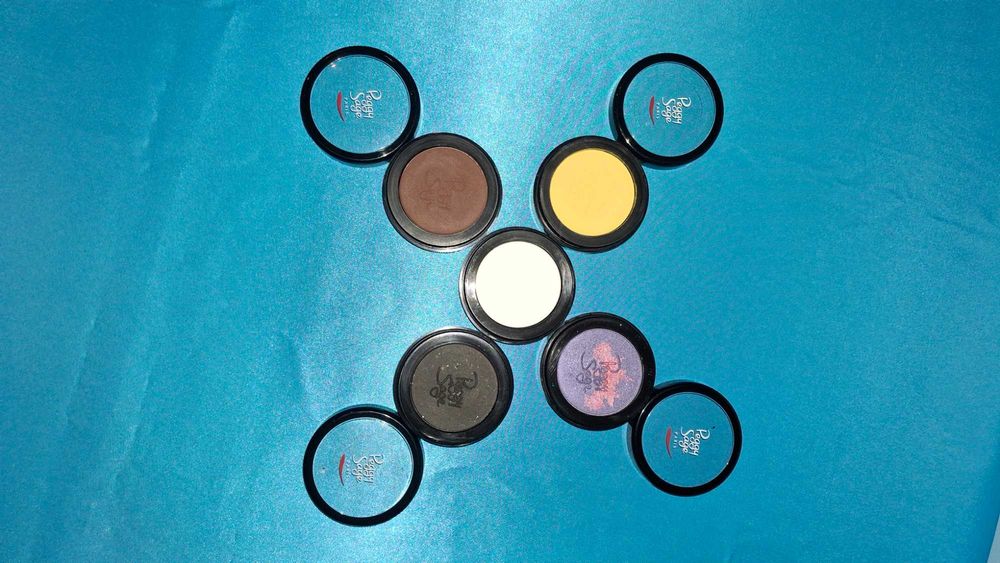 Маркови сенки, Лакове 5лв всичко