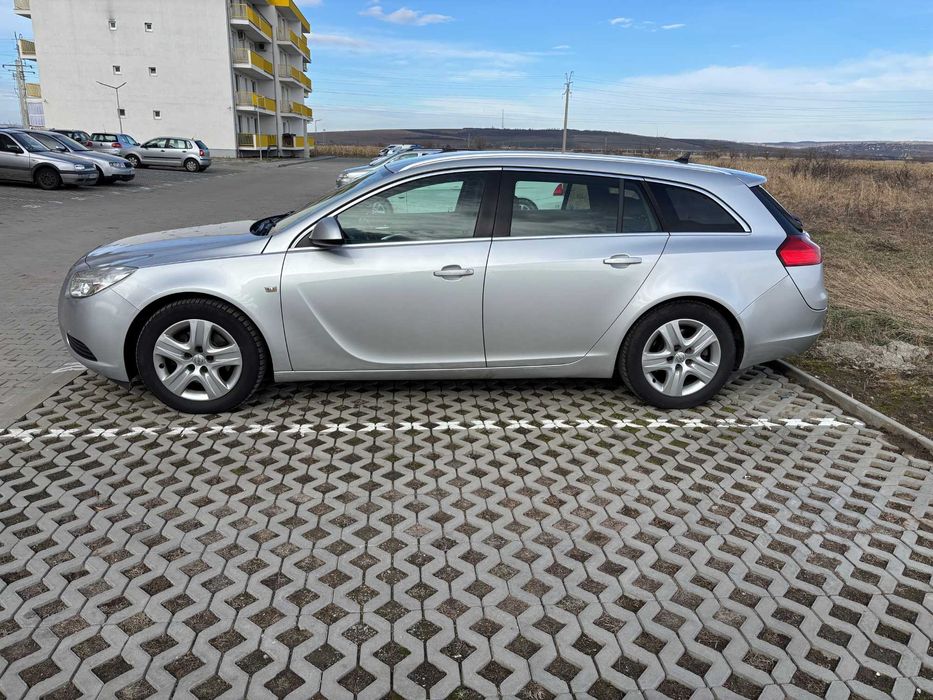 Opel Insignia A Sports Tourer 2010