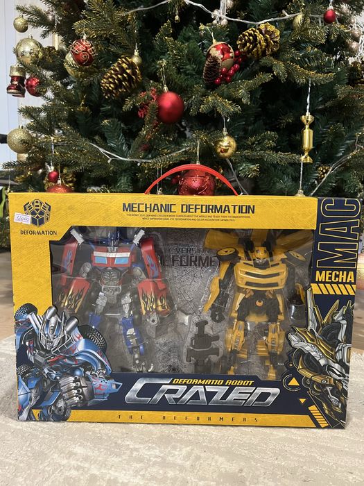 Игрушка трансформер. Робот трансформер. Бамблби. Ига трансформер