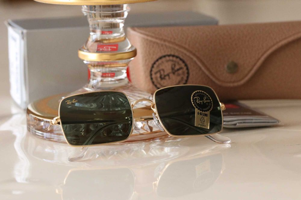 Солнцезащитные очки Ray-Ban RB1969