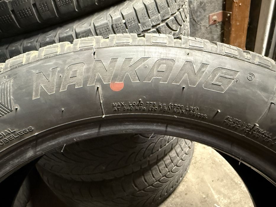 Nankang 225/50/18