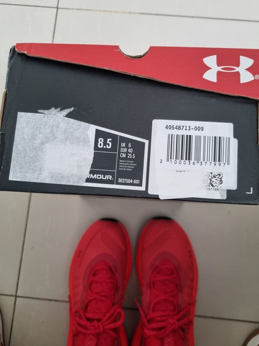 Under armour Pahntom 4, 40