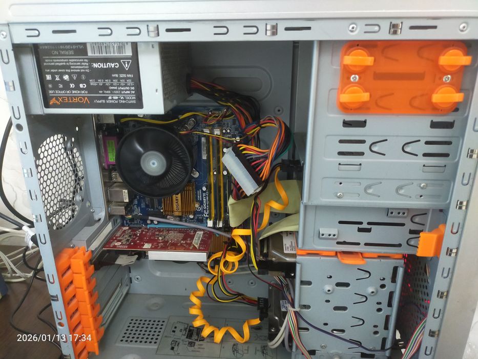 Компьютер в комплекте.