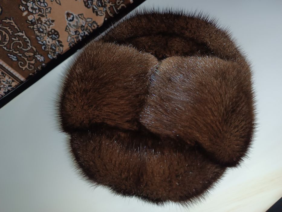 Продам меховую шапку из ондатры