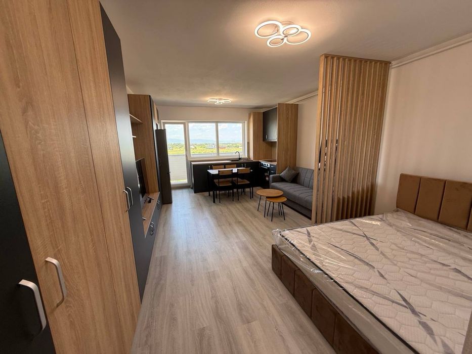 Garsonieră nouă | Prima închiriere | Parcare | Balcon | Complet utilată
