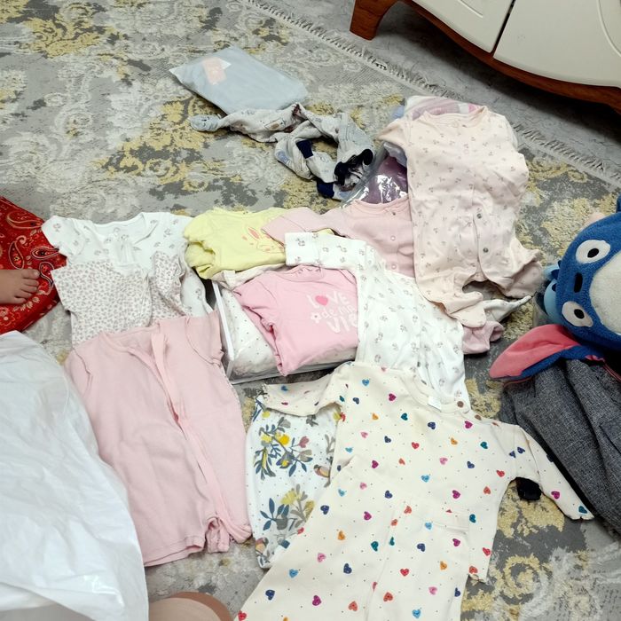 Продам детские вещи