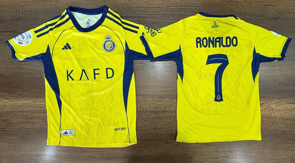 Футболни тениски