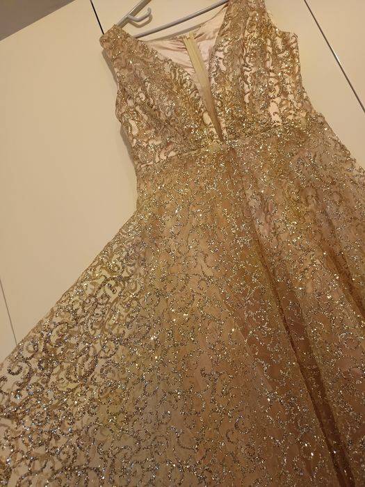 Чисто нова бална рокля + чанта