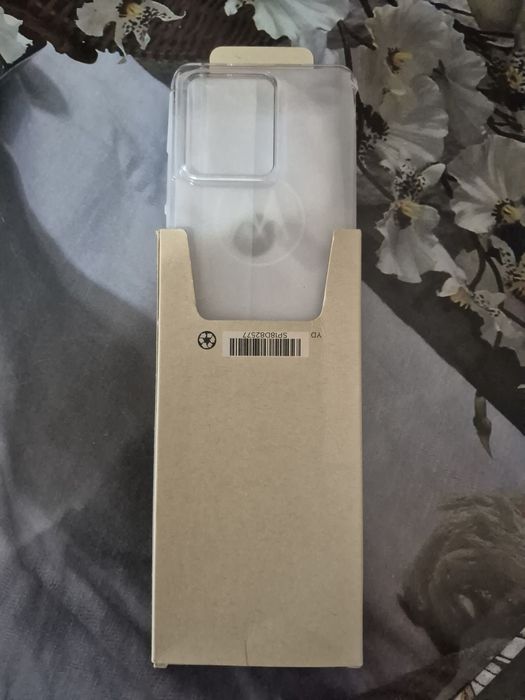 Vand Motorola Edge 40 negru- 256 Gb