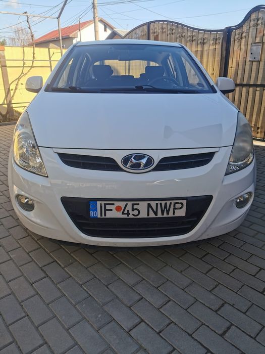 Hyundai i20 2012 benzina