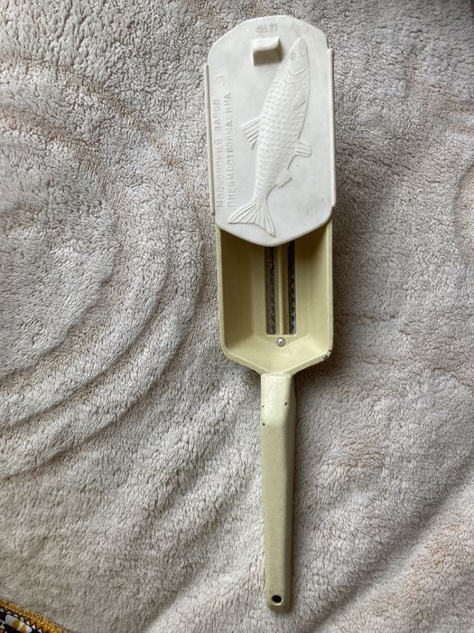 Для рыбаков для чистки рыбы с контейнером