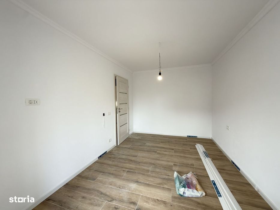 Apartament cu 3 camere, decomandat, 65mp, etaj 1 - zona Dambovita