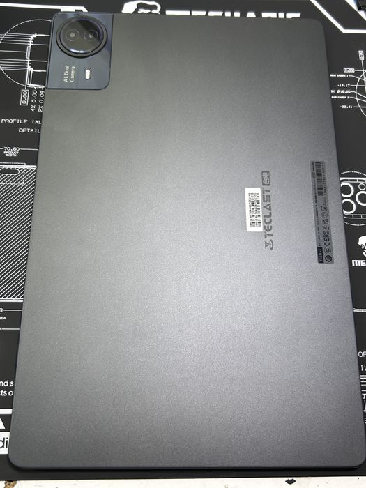 Teclast T65Max 8/256g 15android