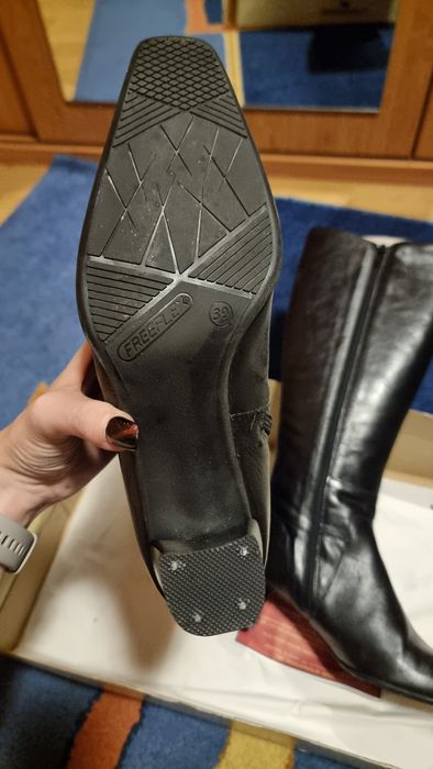 Cizme din piele naturala