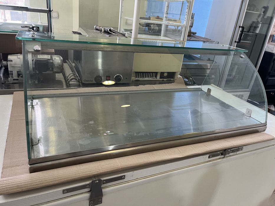 Витрина неутрална