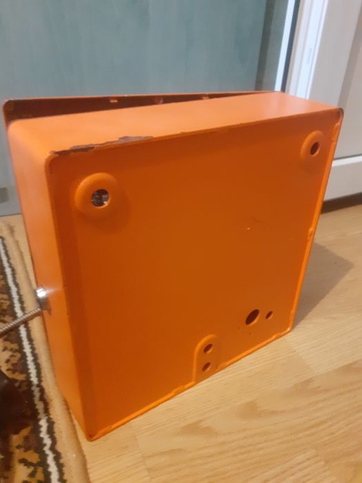 Telefon public functional si estetic 9 din 10