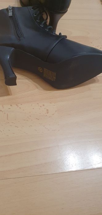 Ghete dama negre noi