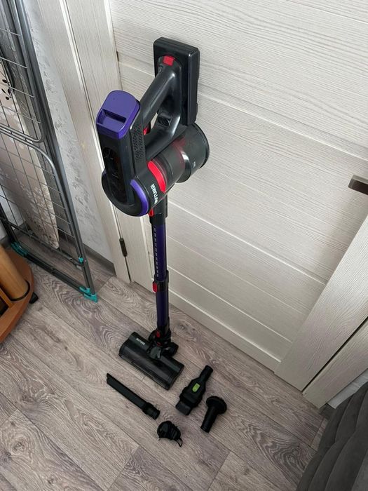 Продам беспроводной пылесос