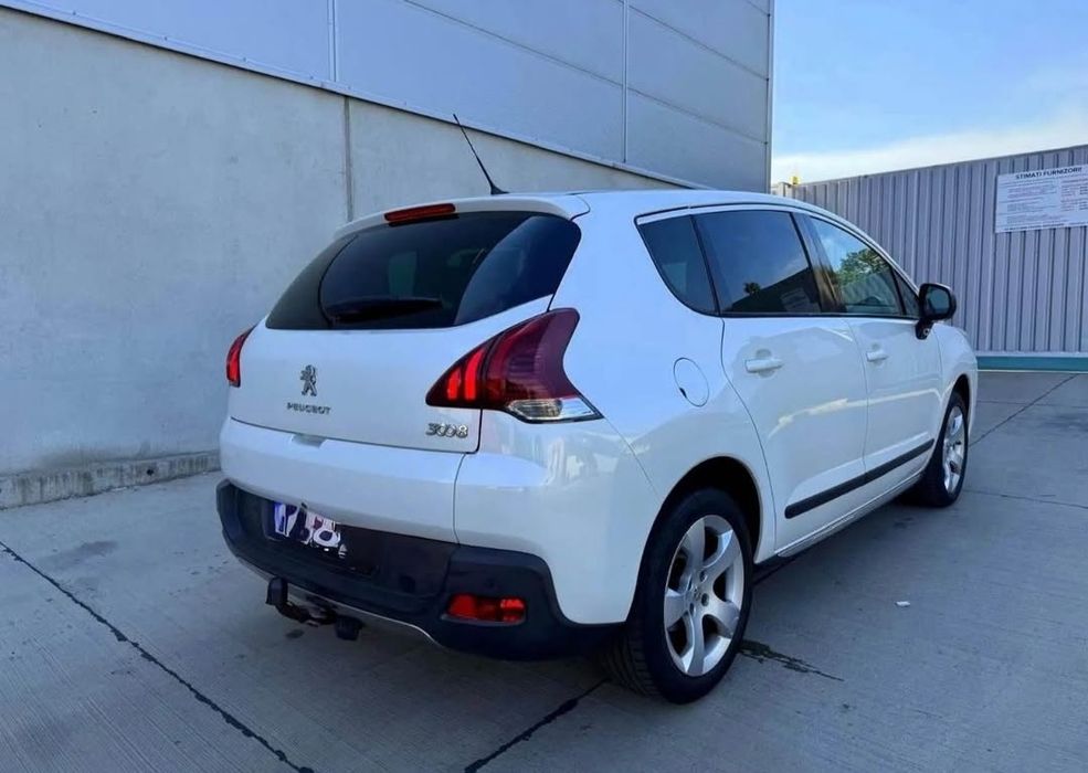 Peugeot 3008 1.6 THP 156 CP – Full Option, Panoramic, Întreținut Exemplu