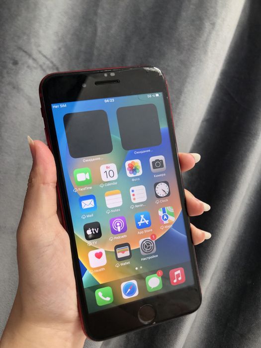 iPhone 8+ 256 гб, цена – 30к