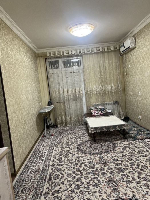 Yangi Choshtepada 2 xona sotiladi narsalari bilan