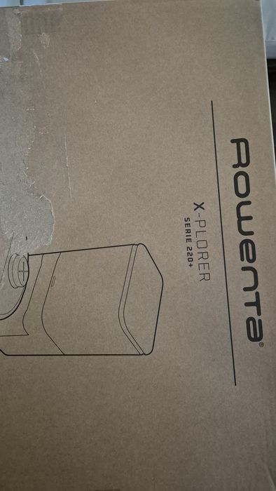 Vând Robot de aspirare Rowenta X-plorer 220+, RR9485WH, NOU, SIGILAT.