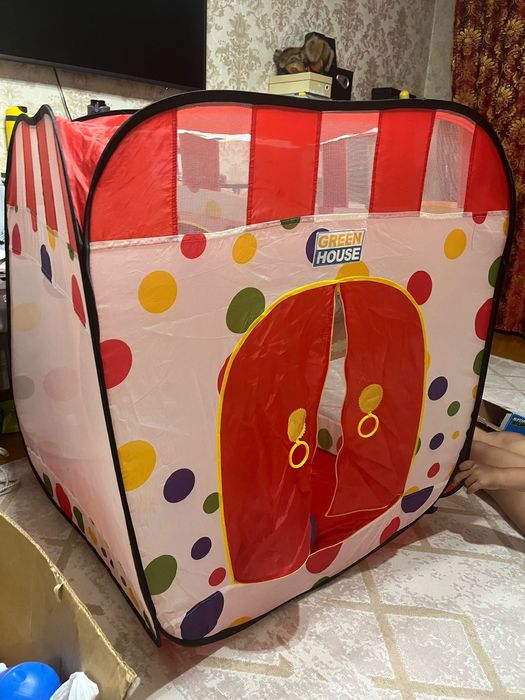 Продам коробку разных игрушек