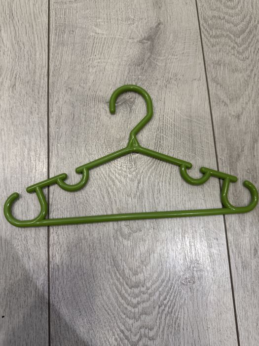 Вешалки детские подростковые