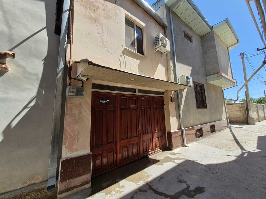 Продаётся дом в сердце старого города Бухары – идеально под гостиницу!