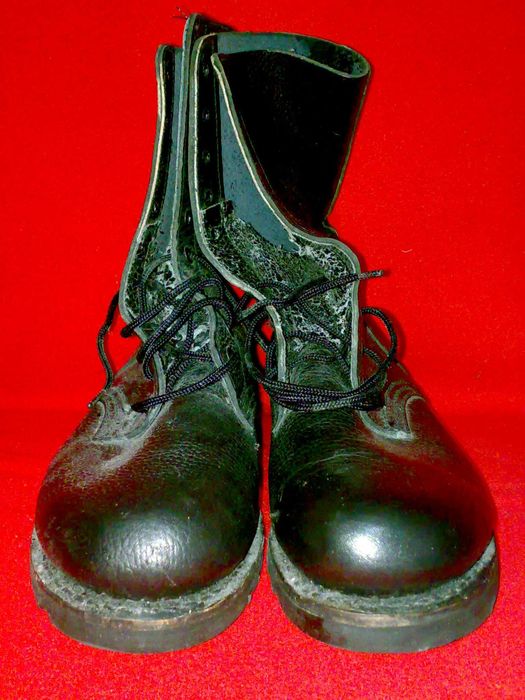 Bocanci de munte bărbătești mărimea 44