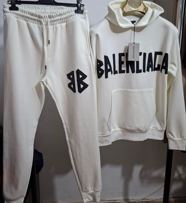 Trening Balenciaga