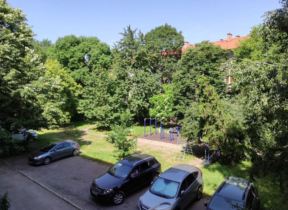 Дава се под наем Тристаен апартамент в София, Яворов - 93 кв.м за 750 € - Снимка #10