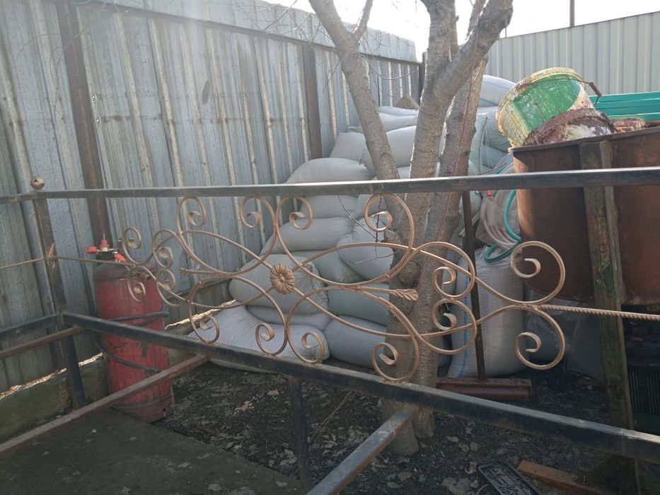 Тапчан металлический с ковкой